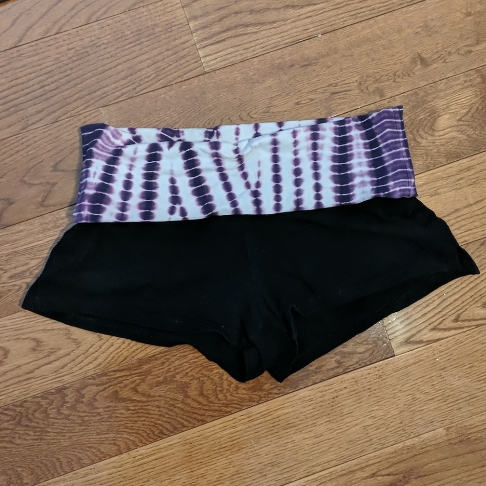 Express XS purple tiedye yoga shorts